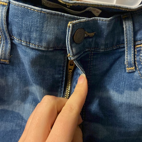 720 Levi Blue Camo Jeans - Picture 4 of 7